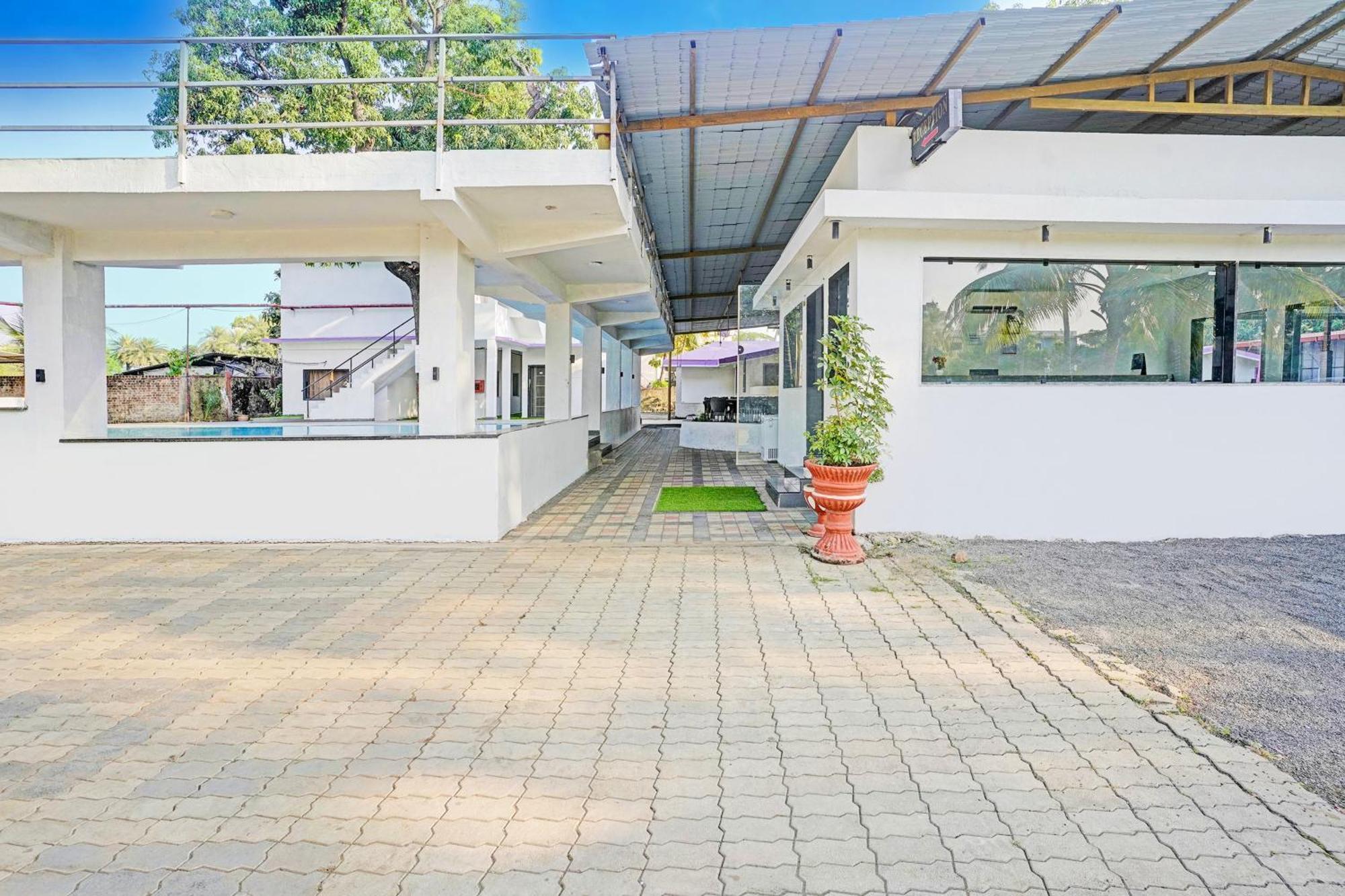 Hotel O Summer House Даман Экстерьер фото
